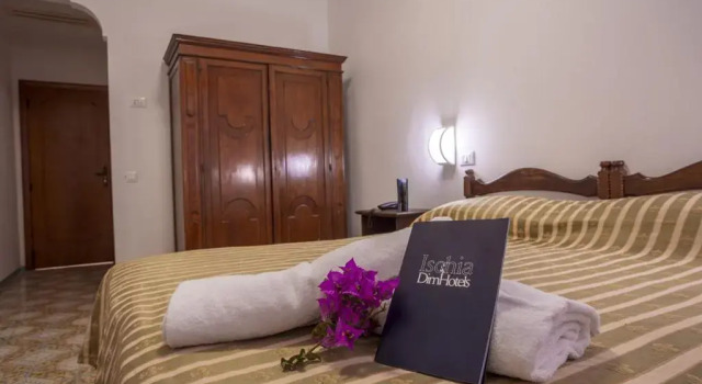 Трёхместный номер Standard Hotel Terme Tirrenia
