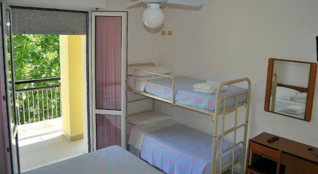 Четырёхместный номер Economy Hotel Samoa