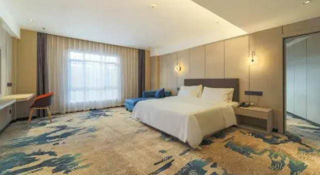 Люкс Business Microtel by Wyndham Heyuan