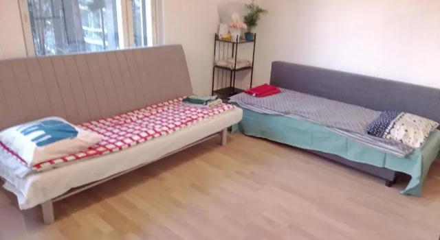 Helsinki Private-Yksityinen-Частный Room in Shared Apartment into Airport-BusTrain Station-University