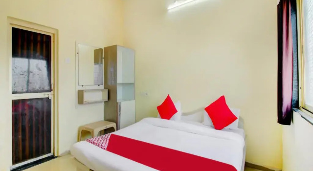 Devgiri Lodge by OYO Rooms, Prenota Hotel Durgāpur West Bengal