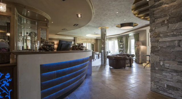 Meiser Rosenstuben Hotel, Rezervovat Hotel Fichtenau Bádensko-Württembersko