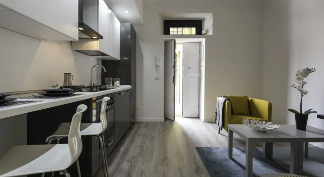 Bocconi – RentClass Zaide, Забронировать Отель Милан Ломбардия, рядом с Colonne di San Lorenzo