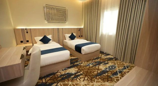 Трёхместный семейный люкс The S Square Airport Hotel