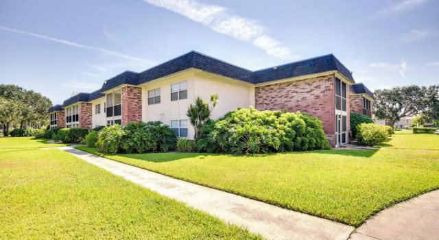 New Smyrna Beach Condo: Pool Access, Walk to Beach, Buchen Sie Hotel New Smyrna Beach Daytona Beach Area