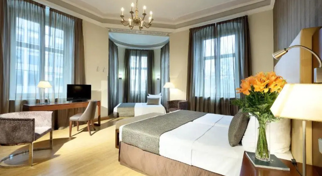 Полулюкс Eurostars Park Hotel Maximilian