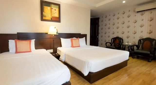 Little Brick Saigon Hotel