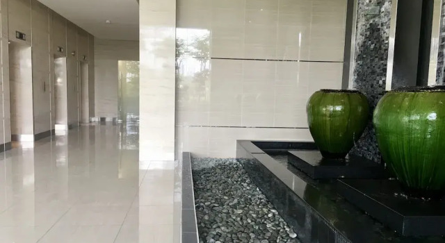 South Bank Mid Valley