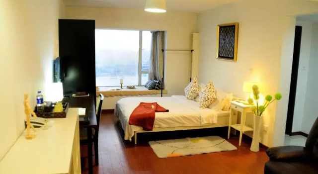 Номер Standard с видом на реку Shanghai Kingland Serviced Apartment