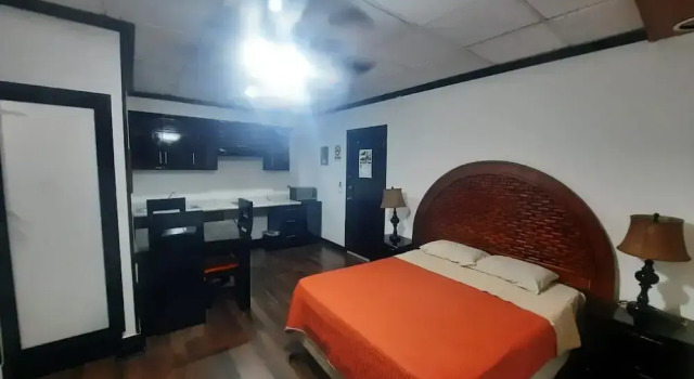 Студия Superior Hotel Garcias Suites, Linares
