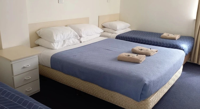 Семейные апартаменты Heyfield Motel and Apartments