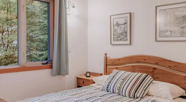 75sl - Wifi - Bbq - Pets Ok - Sleeps 6 2 Bedroom Home by RedAwning, Buchen Sie Ferienhaus Hotels in Glacier mit Parkplatz, Parkplätze