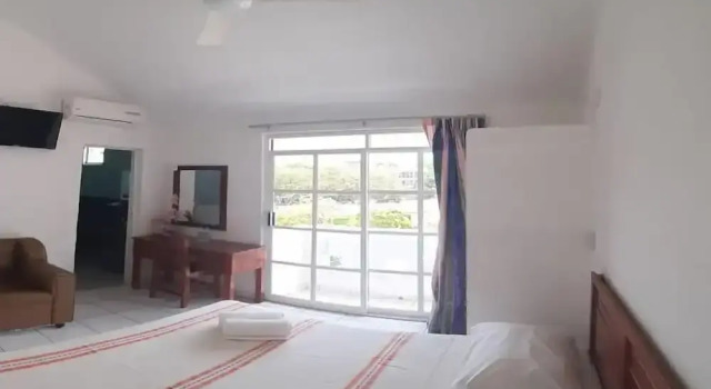 Трёхместный номер Standard с красивым видом из окна Hotel CZ