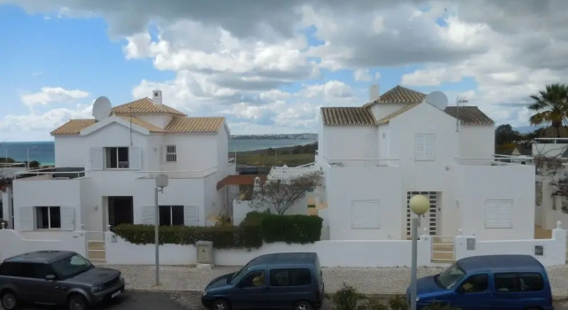 Vila Monte Galé 16, Rezerwuj Hotel Hotele w Galé z parkingiem, Parking