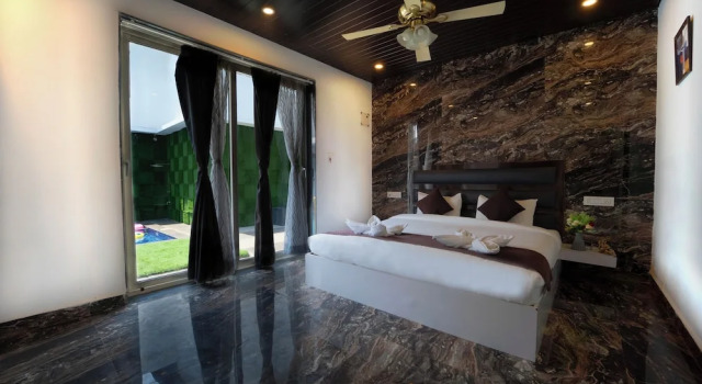 Habitación Premium Code Red Resort