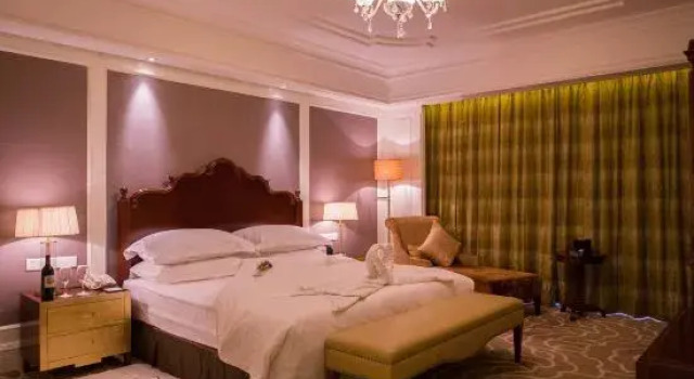 Люкс Executive Chongzhou Zhongsheng Hotel