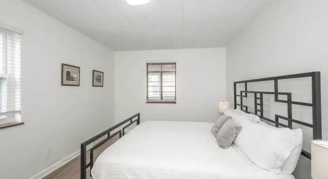 The Grand Elm Suite 1 Sleeps 4, Book Lejlighed Cincinnati Ohio