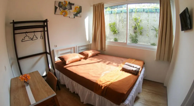 Standard cameră Rion Hostel Bogor