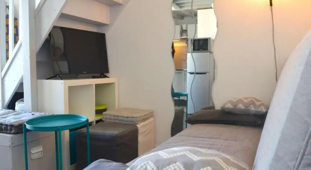 Appartement Narbonne, 3 pièces, 4 personnes - FR-1-229B-72, Book Apartment Hotels in Aude with a Pool, Swimming Pool