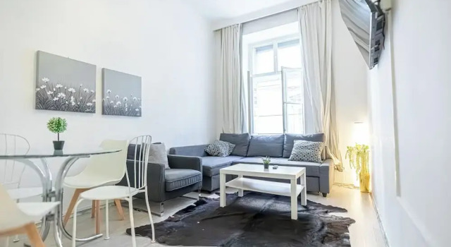 Апартаменты Contemporary 1BR LR Close to Belvedere