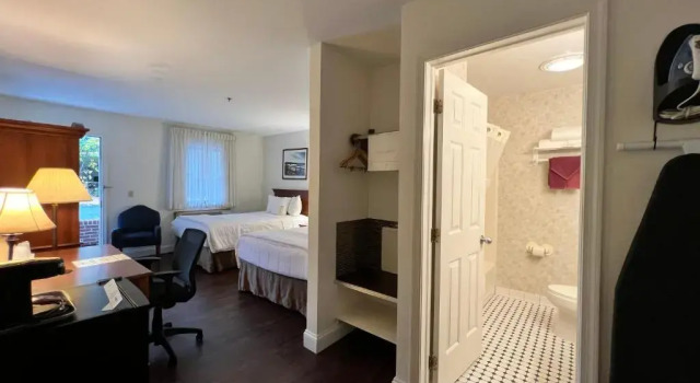 Двухместный номер Standard Inn at Cemetery Hill