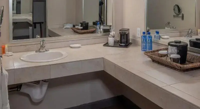 Двухместный номер Standard Bay Club Hotel and Marina
