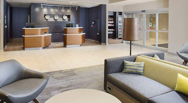 Courtyard by Marriott Dallas Carrollton and Carrollton Conference Center, Забронировать Отель Карролтон Dallas - Fort Worth Metropolitan Area