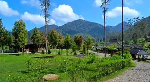 Camping eMTe by Jo Adventure, Rezervovat Kemp Patengan West Java