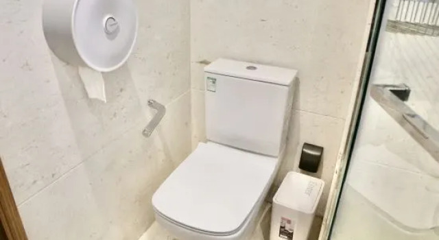 Кровать в общем номере (мужской номер) BedRoom Inn