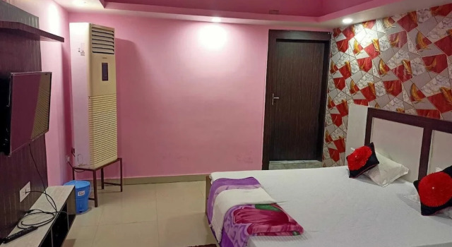 Номер Deluxe Raj Mahal Rooms & Banquet Hall