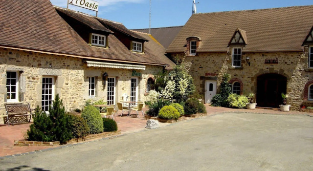 Logis Hotel Oasis, Prenota Hotel Villaines-la-Juhel 