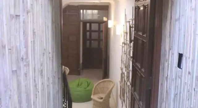 Bunkin Hostel