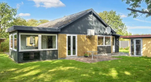 Коттедж 8 Person Holiday Home in Skjern