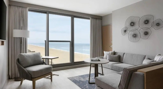 Полулюкс Marriott Virginia Beach Oceanfront Resort