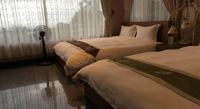 Cloudtop Landscape Hotel