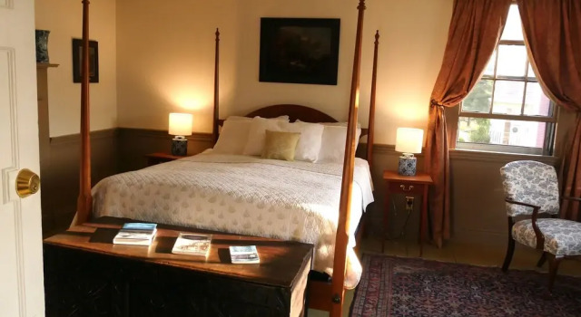 Двухместный номер Deluxe с видом на море Bailey House Inn - Georgian Waterfront Retreat