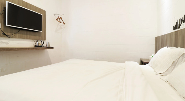 Номер Deluxe Hotel Sanrina Makassar