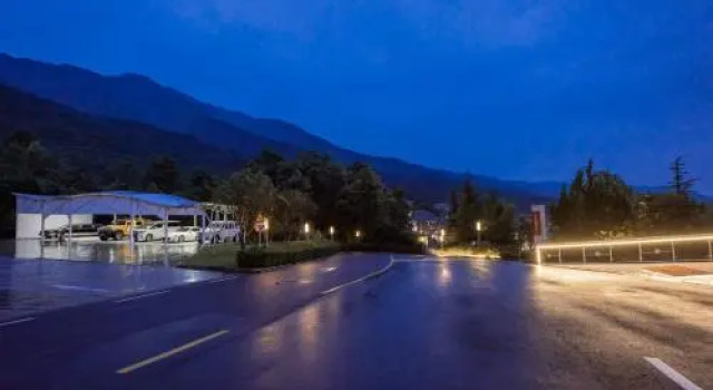 Dali Canghai Guoling No.1 Resort, Rezervasyon Tatil Köyü da Yunnan