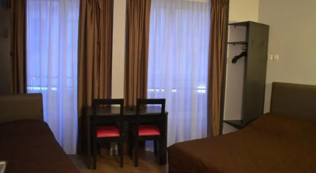 Номер Comfort Hôtel Allety