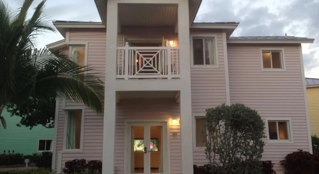 Luxury Custom Villa 210 At Resorts World