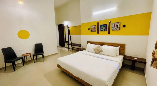 Kalrav Resort Pench, Забронировать Курортный отель Отели штата Махараштры с бассейном, Бассейн
