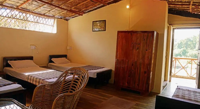 Кровать в общем номере (женский номер) Nature Care Village- Ayurveda Yoga Retreat