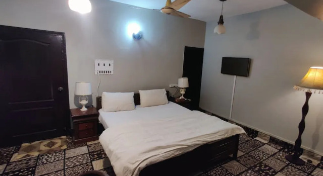 1 Bedroom Standard room with park view Hilltop Hotel