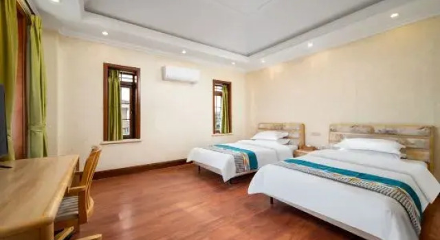 Люкс Deep in the mountains, Moon River Villa, a wild luxury holiday homestay