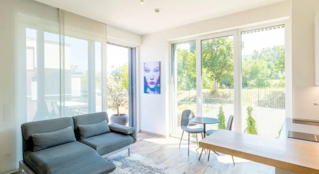 Wörthersee Apartment Sundowner by S4Y, Rezervovat Apartmán Hotely v Carinthia s parkováním, Parkování
