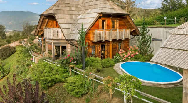 Семейная капсула Mountain Chalet Podgorje /w Private Pool - Happy Rentals
