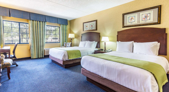 Days Inn & Suites by Wyndham Mesa Near Phoenix
