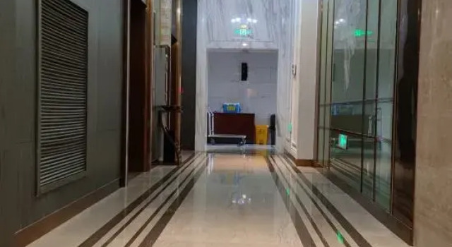 Vienna International Hotel (Kashgar Dongcheng Xiaoyalang Wetland Park Branch), Boek Hotel Kashgar Xinjiang