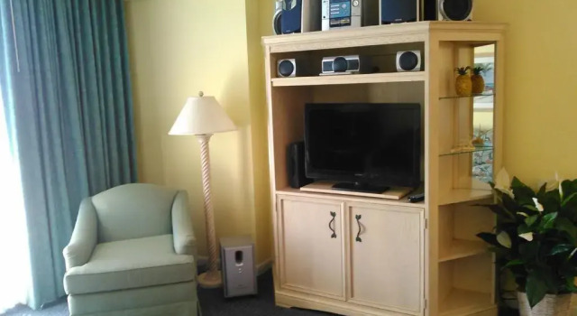 Апартаменты Ocean Walk Resort  910 Ocean Front Balcony