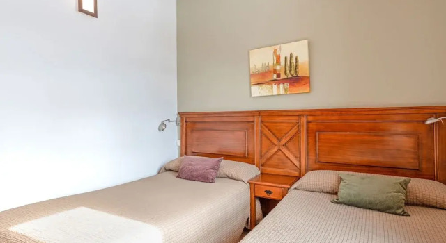 Spacious Apartment in Gudar With Heating, Book Apartment Hotels in Aragon with Parking, Parking